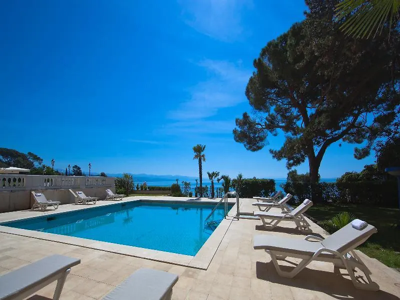 Отель Villa Amalia - Liburnia (Adults Only) Опатия